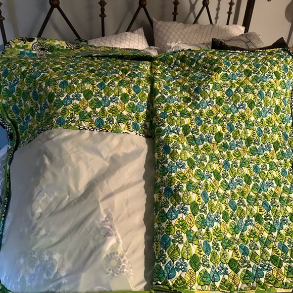 Vera Bradley Weekend overnight Bag & Garment Bag - Picture 6 of 6